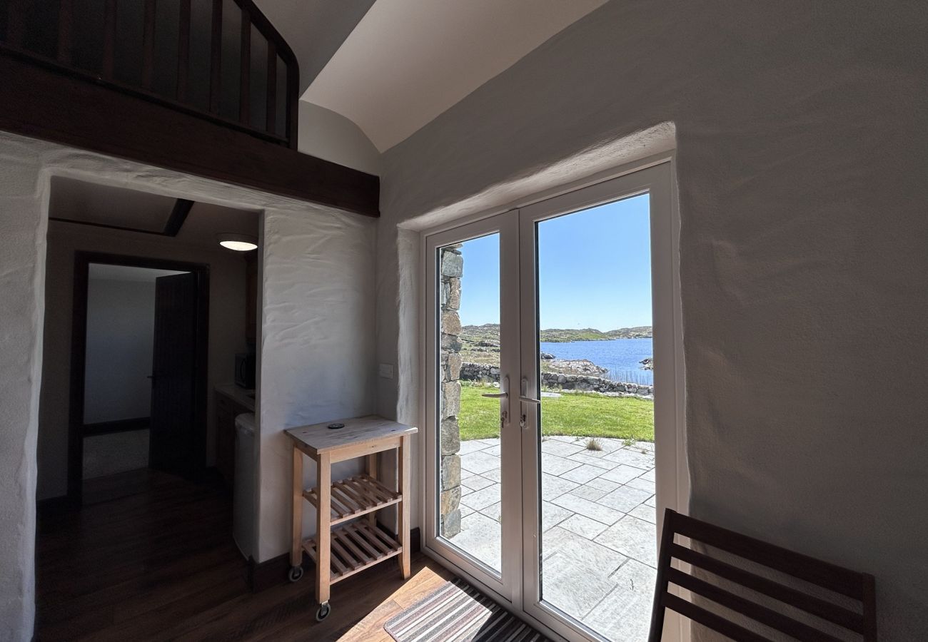 House in Ballyconneely - Luxury Coastal Escape in Ballyconneely, Connemara