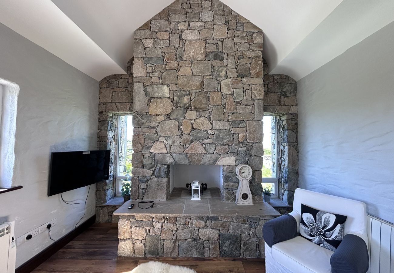 House in Ballyconneely - Luxury Coastal Escape in Ballyconneely, Connemara