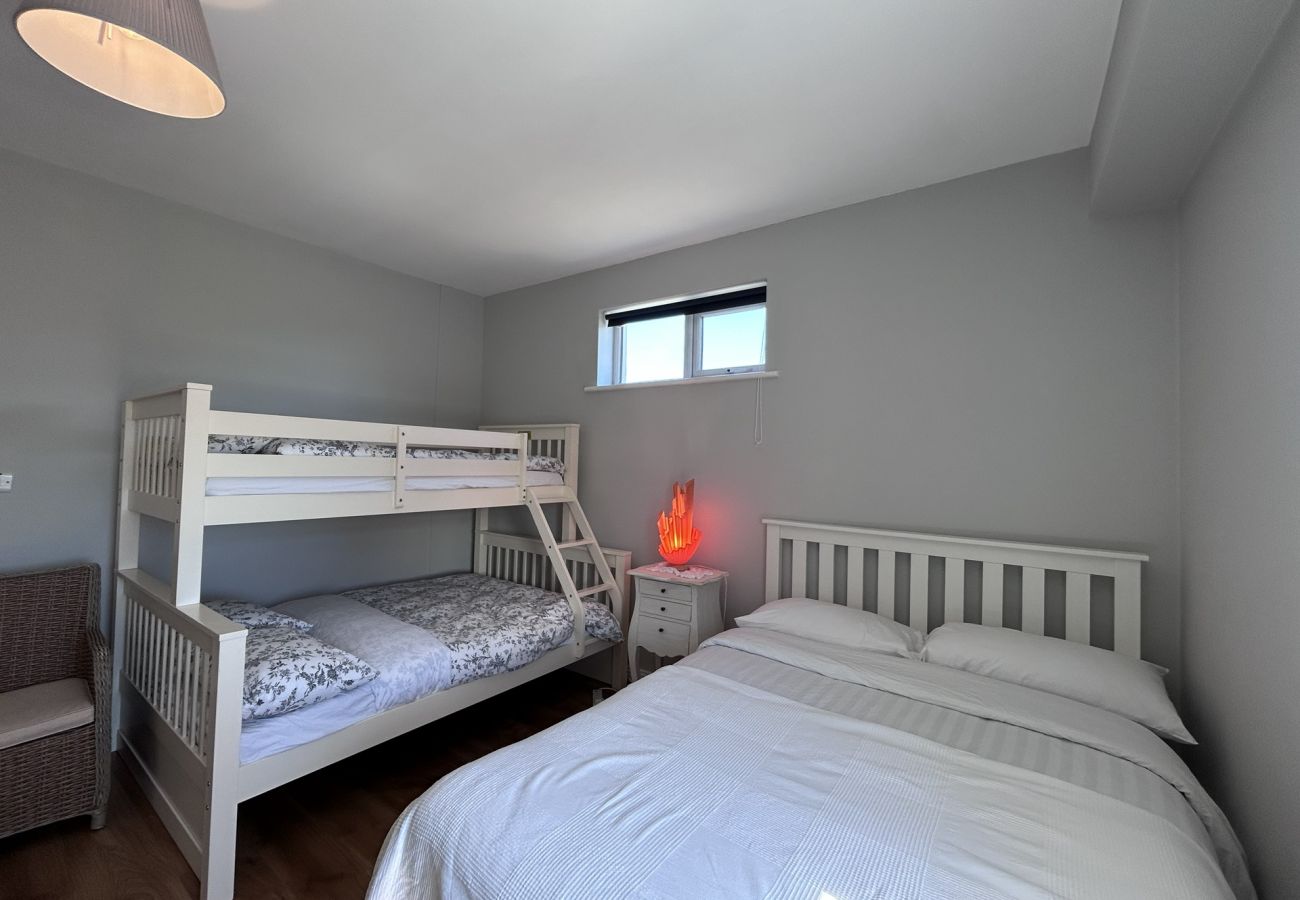 House in Ballyconneely - Luxury Coastal Escape in Ballyconneely, Connemara