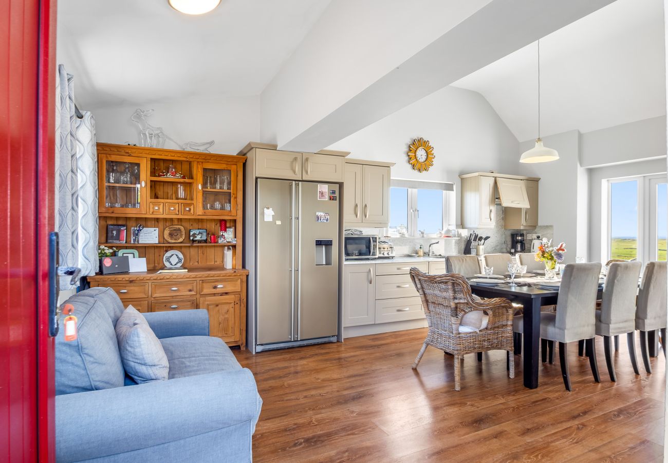 House in Ballyconneely - Luxury Coastal Escape in Ballyconneely, Connemara