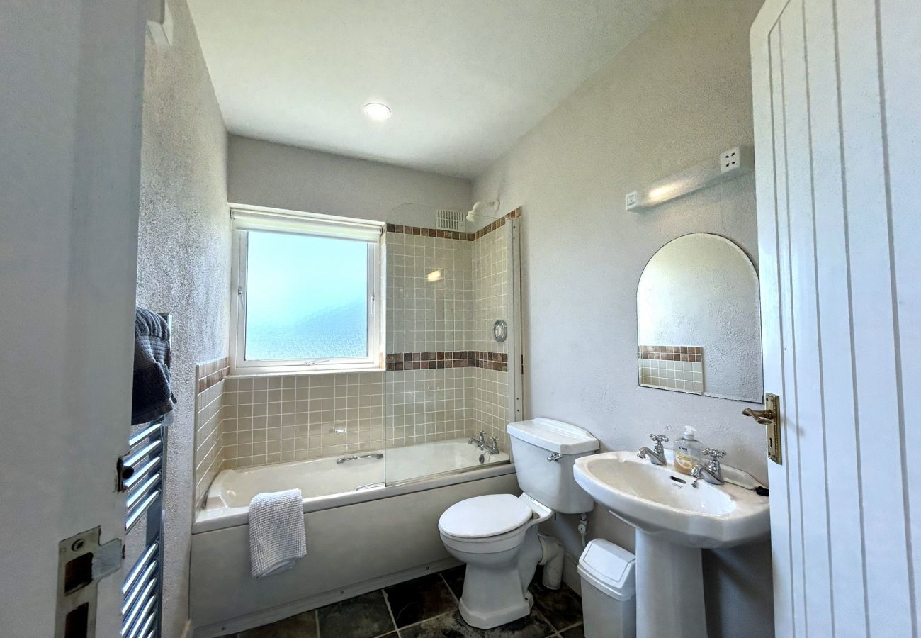 House in Ballyconneely - Murlach Moorings ideal location for a family trip
