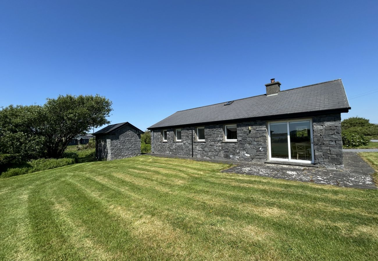 House in Ballyconneely - Murlach Moorings ideal location for a family trip