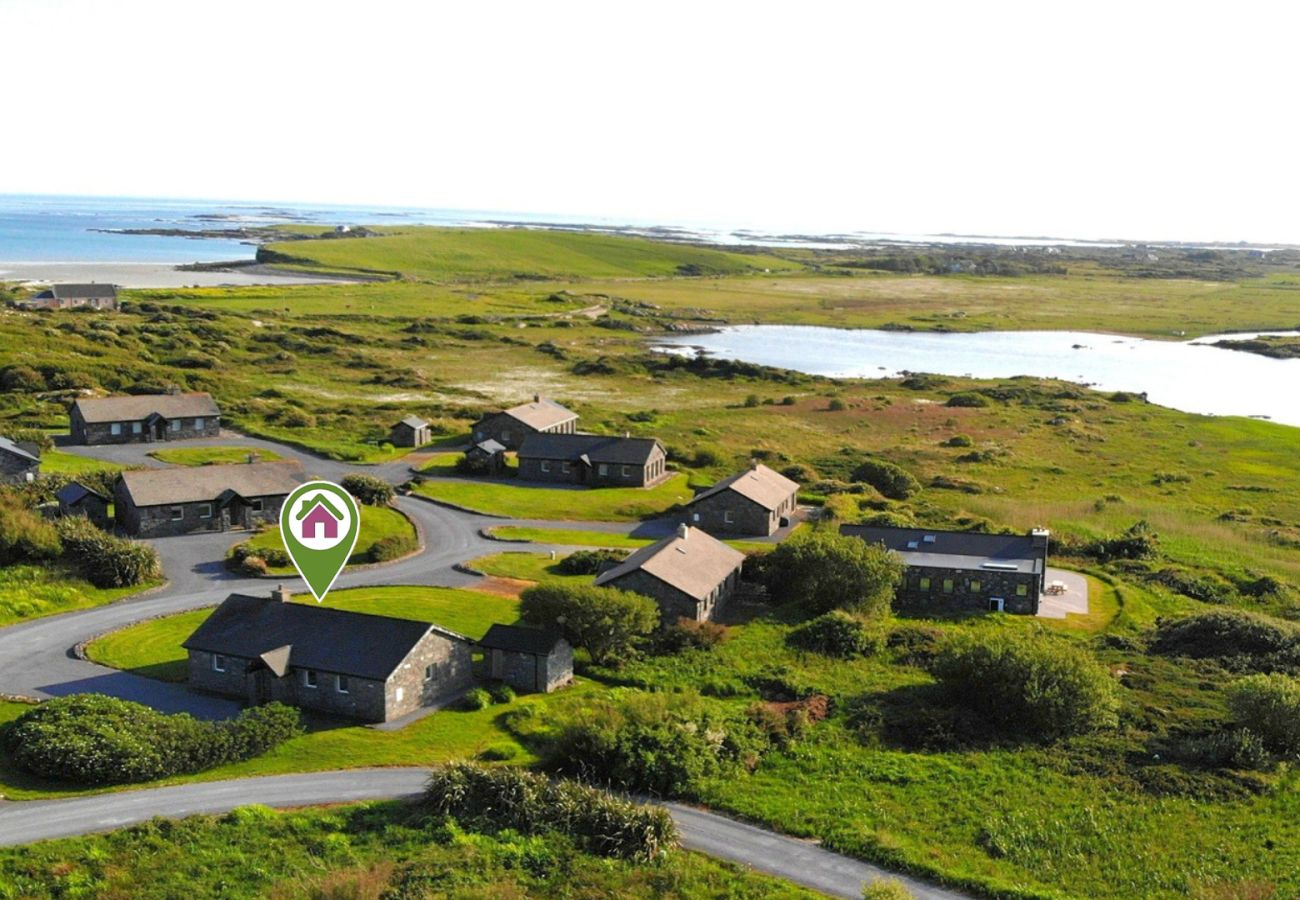 House in Ballyconneely - Murlach Moorings ideal location for a family trip