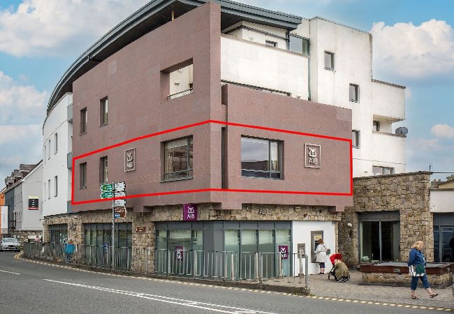 Apartment in Clifden - Robins Nest birds eye view of Clifden town Apartment in Clifden - Robins Nest birds eye view of Clifden town