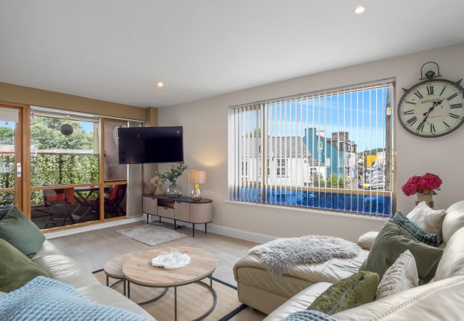 Apartment in Clifden - Robins Nest birds eye view of Clifden town Apartment in Clifden - Robins Nest birds eye view of Clifden town