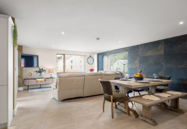 Apartment in Clifden - Robins Nest birds eye view of Clifden town Apartment in Clifden - Robins Nest birds eye view of Clifden town