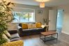 House in Spiddal - Bay Area House is a perfect base to tour Connemara