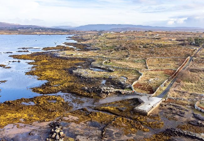 Bungalow in Rosmuck - An Teachín Corcra offering peace and tranquility Bungalow in Rosmuck - An Teachín Corcra offering peace and tranquility