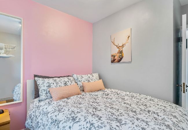 Bungalow in Rosmuck - An Teachín Corcra offering peace and tranquility Bungalow in Rosmuck - An Teachín Corcra offering peace and tranquility