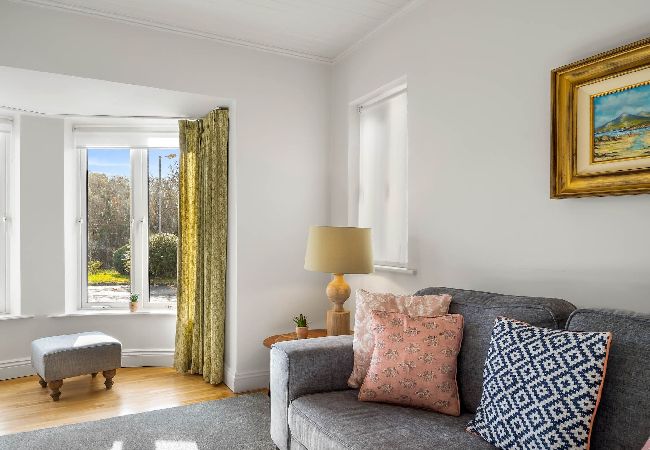 House in Clifden - 1 An tSean Scoil, Clifden in the heart of clifden town House in Clifden - 1 An tSean Scoil, Clifden in the heart of clifden town