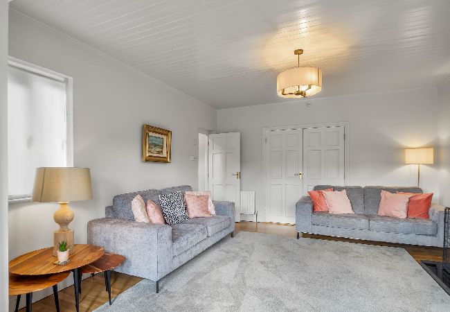 House in Clifden - 1 An tSean Scoil, Clifden in the heart of clifden town House in Clifden - 1 An tSean Scoil, Clifden in the heart of clifden town