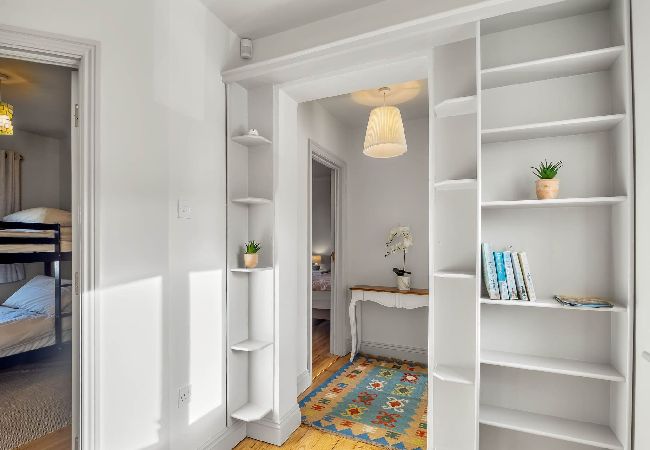 House in Clifden - 1 An tSean Scoil, Clifden in the heart of clifden town House in Clifden - 1 An tSean Scoil, Clifden in the heart of clifden town