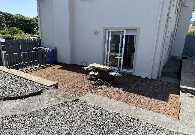 House in Clifden - 1 An tSean Scoil, Clifden in the heart of clifden town House in Clifden - 1 An tSean Scoil, Clifden in the heart of clifden town