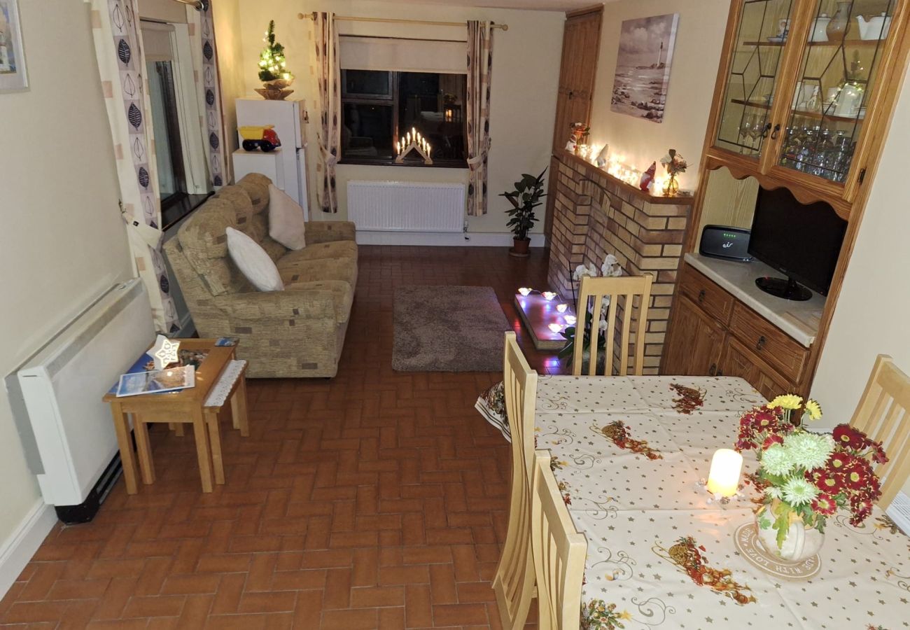 Bungalow in Ballyconneely - Little Tara an ideal location for family & friends