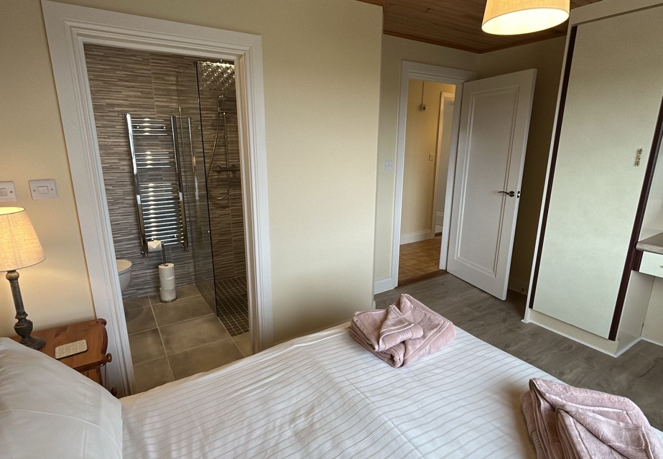 Bungalow in Ballyconneely - Little Tara an ideal location for family & friends