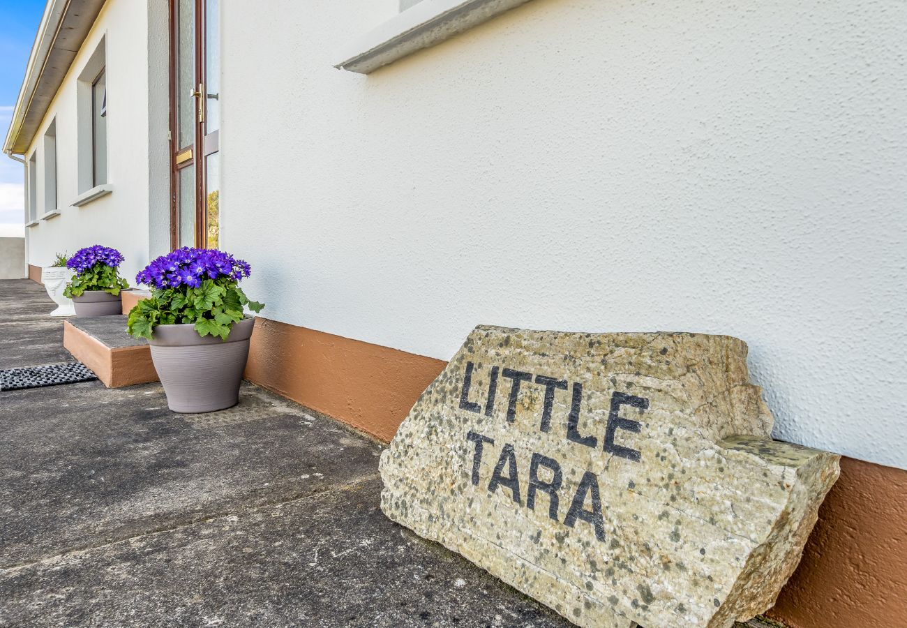Bungalow in Ballyconneely - Little Tara an ideal location for family & friends