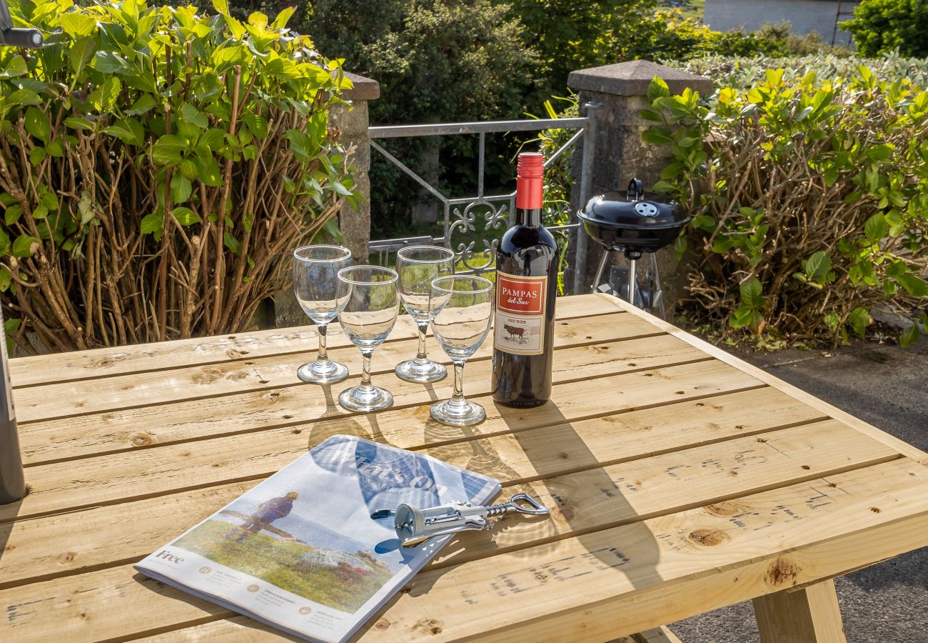 Bungalow in Ballyconneely - Little Tara an ideal location for family & friends