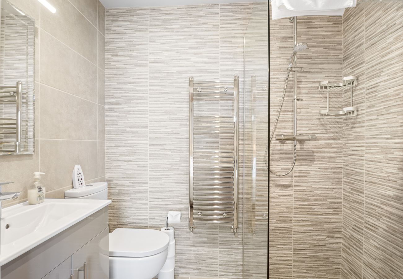 Bungalow in Ballyconneely - Little Tara - Family Escape Near Beaches, Golf & Coastal Adventures