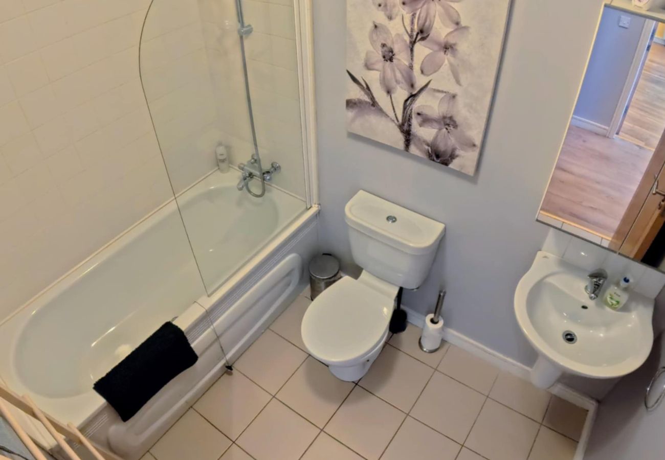 Apartment in Clifden -  12 Courthouse Square perfect for couples