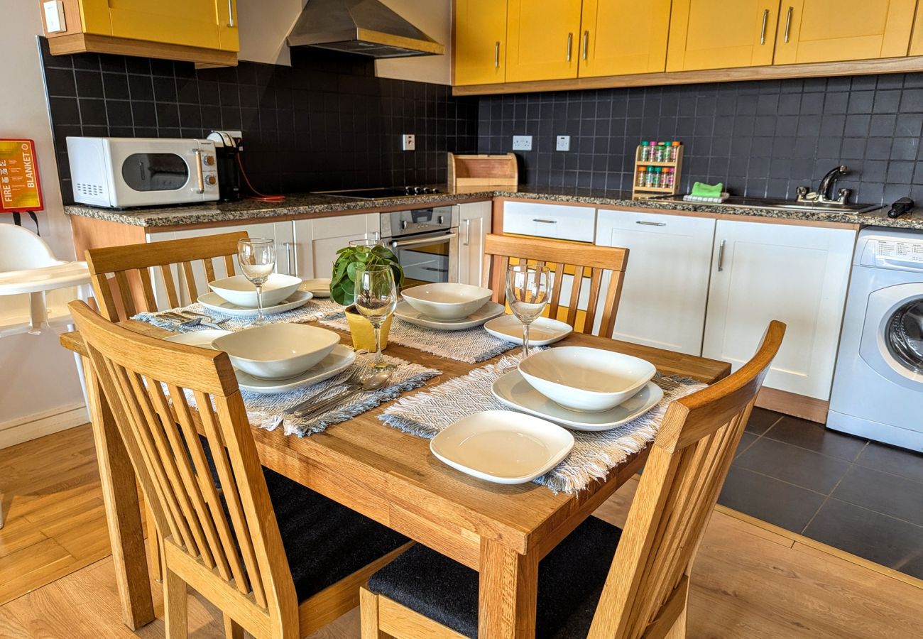 Apartment in Clifden -  12 Courthouse Square perfect for couples
