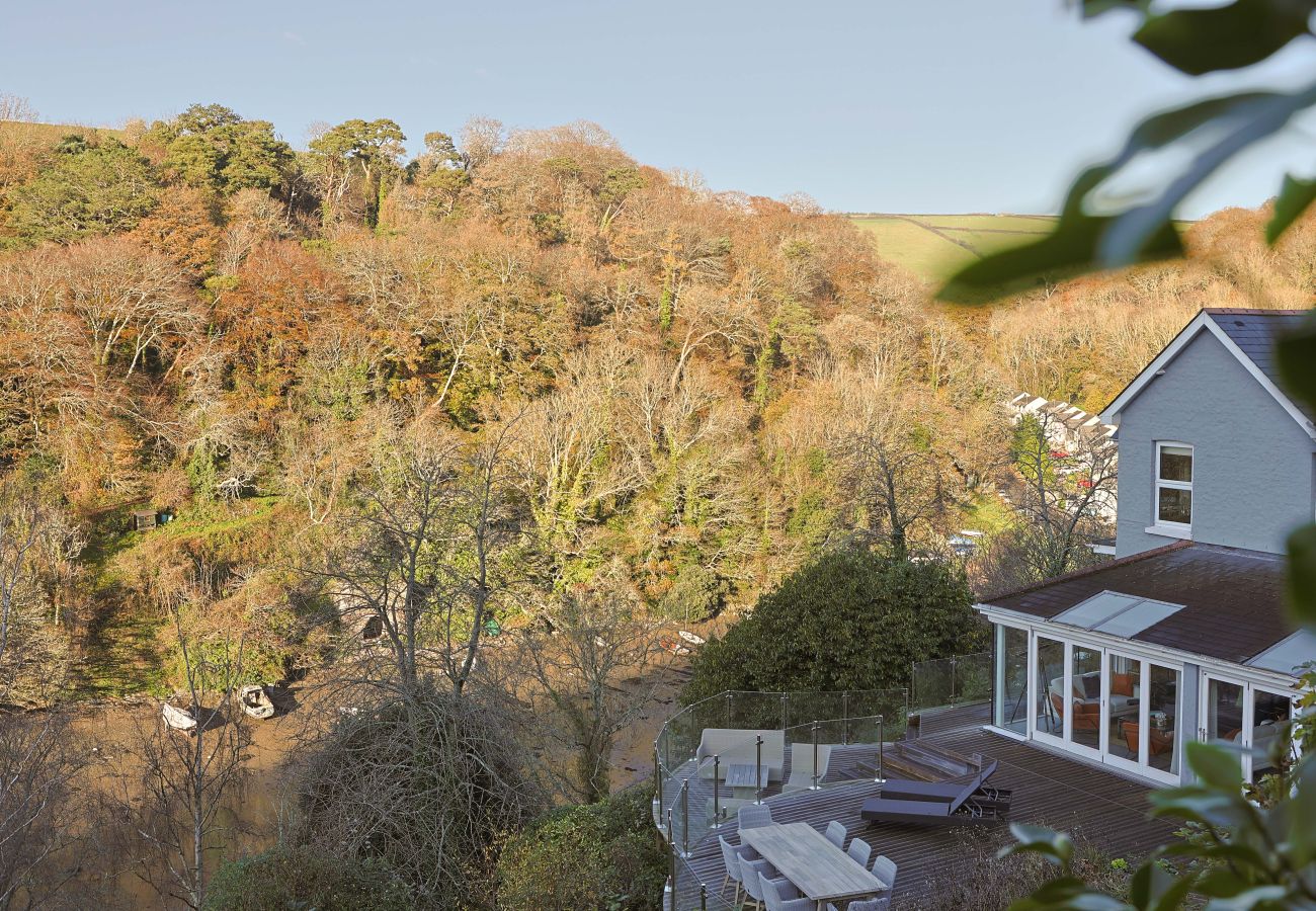 House in Dartmouth - Homefield - Chic charm with unrivalled river views