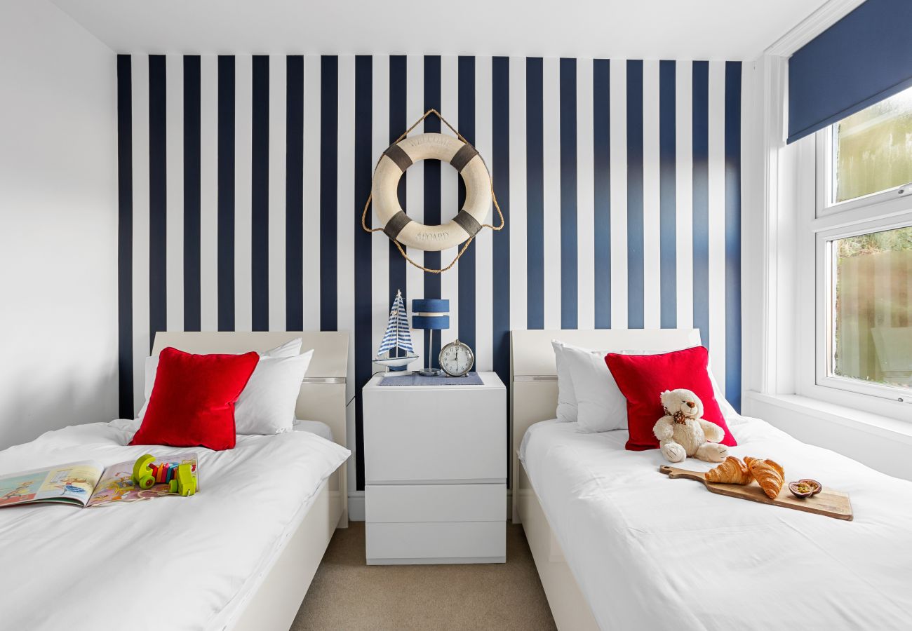 House in Dartmouth - Homefield - Chic charm with unrivalled river views