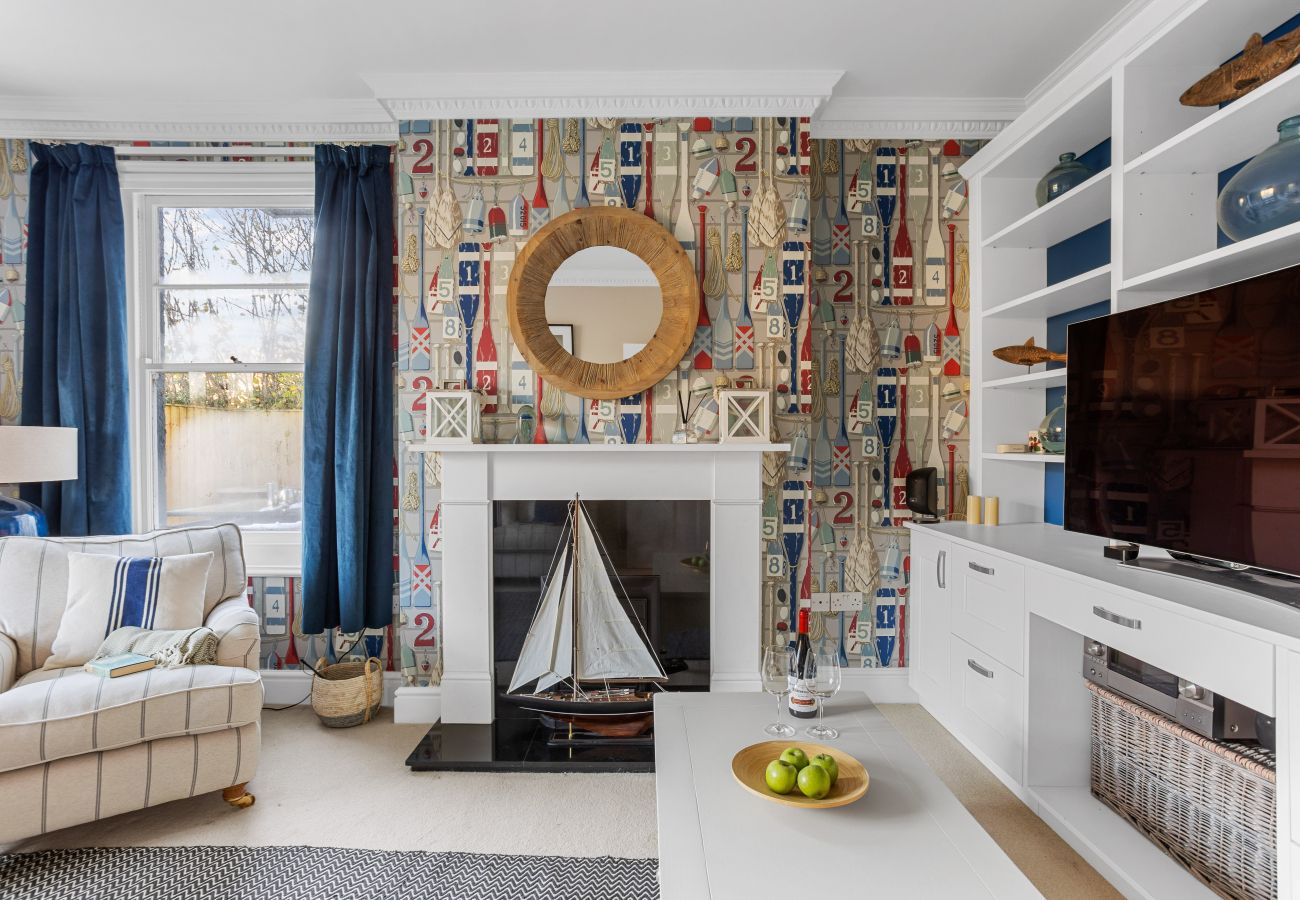 House in Dartmouth - Homefield - Chic charm with unrivalled river views