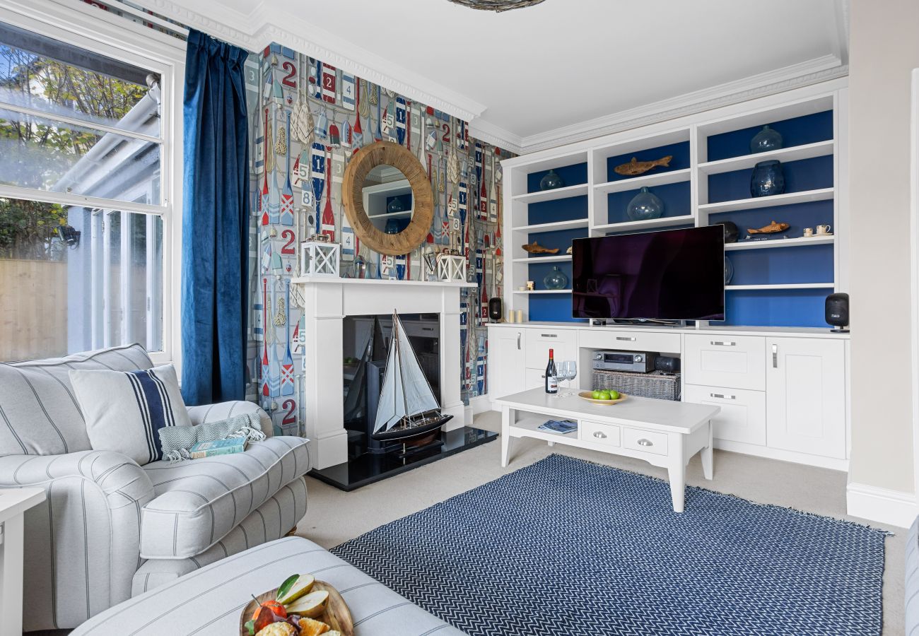 House in Dartmouth - Homefield - Chic charm with unrivalled river views