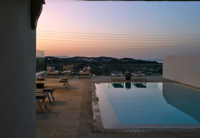 Villa in Mykonos - Luxspace Mykonian Retreat: Vista Bliss Villa in Mykonos - Luxspace Mykonian Retreat: Vista Bliss