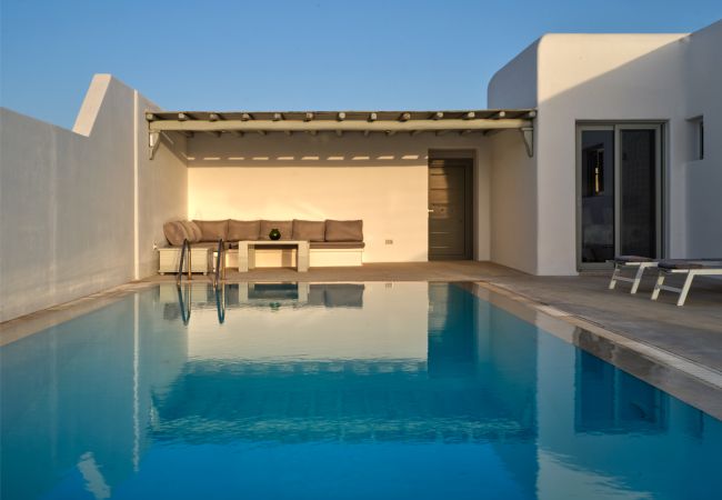 Villa in Mykonos - Luxspace Mykonian Retreat: Vista Bliss Villa in Mykonos - Luxspace Mykonian Retreat: Vista Bliss
