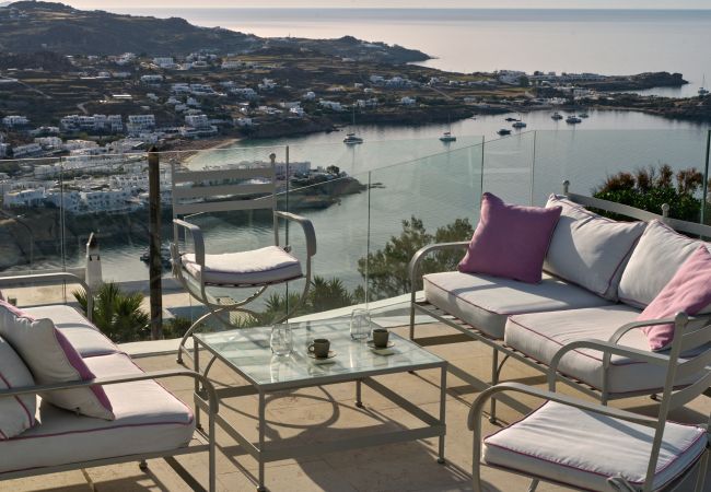 Villa in Mykonos - Luxspace Mykonian Retreat: Vista Bliss Villa in Mykonos - Luxspace Mykonian Retreat: Vista Bliss