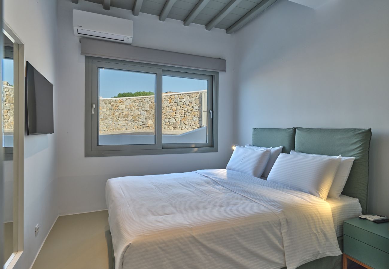 Villa in Mykonos - Luxspace Mykonian Retreat: Vista Bliss Villa in Mykonos - Luxspace Mykonian Retreat: Vista Bliss