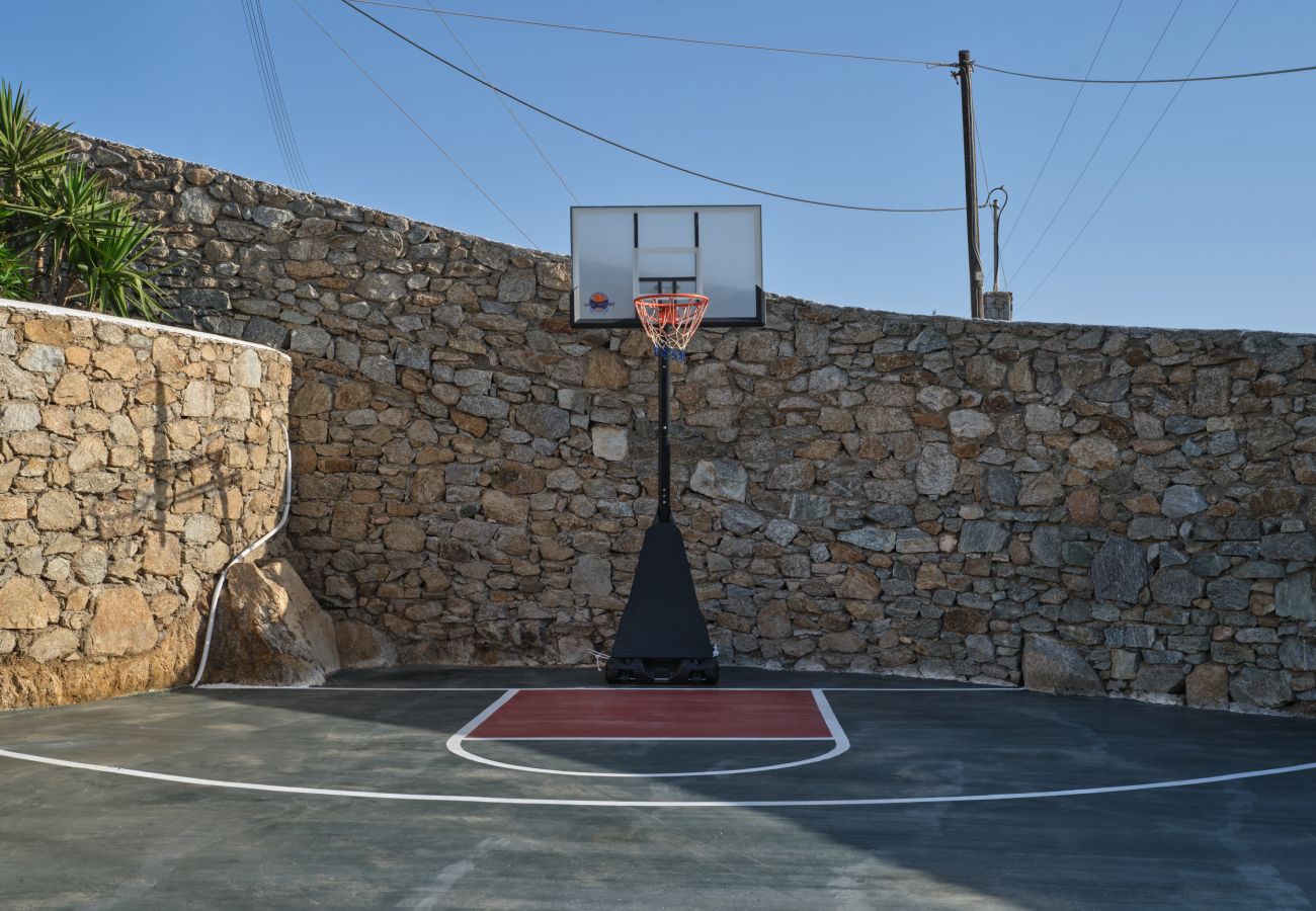 Villa in Mykonos - Luxspace Mykonian Retreat: Vista Bliss Villa in Mykonos - Luxspace Mykonian Retreat: Vista Bliss