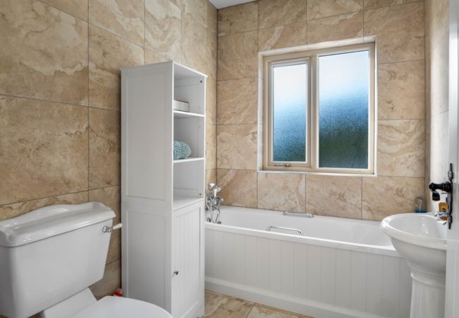 House in Clifden - Teach Eile, on the outskirts of Clifden  House in Clifden - Teach Eile, on the outskirts of Clifden