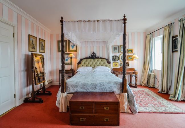 House in Clifden - The Quay House, Clifden’s oldest building House in Clifden - The Quay House, Clifden’s oldest building