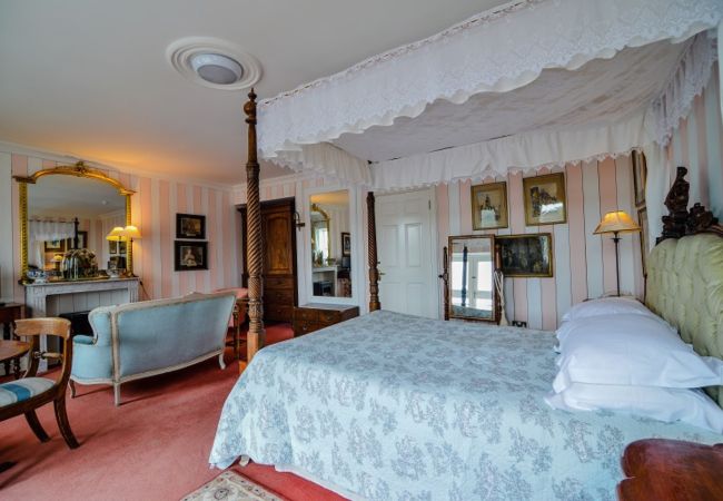 House in Clifden - The Quay House, Clifden’s oldest building House in Clifden - The Quay House, Clifden’s oldest building