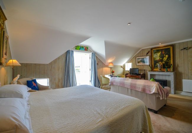 House in Clifden - The Quay House, Clifden’s oldest building House in Clifden - The Quay House, Clifden’s oldest building