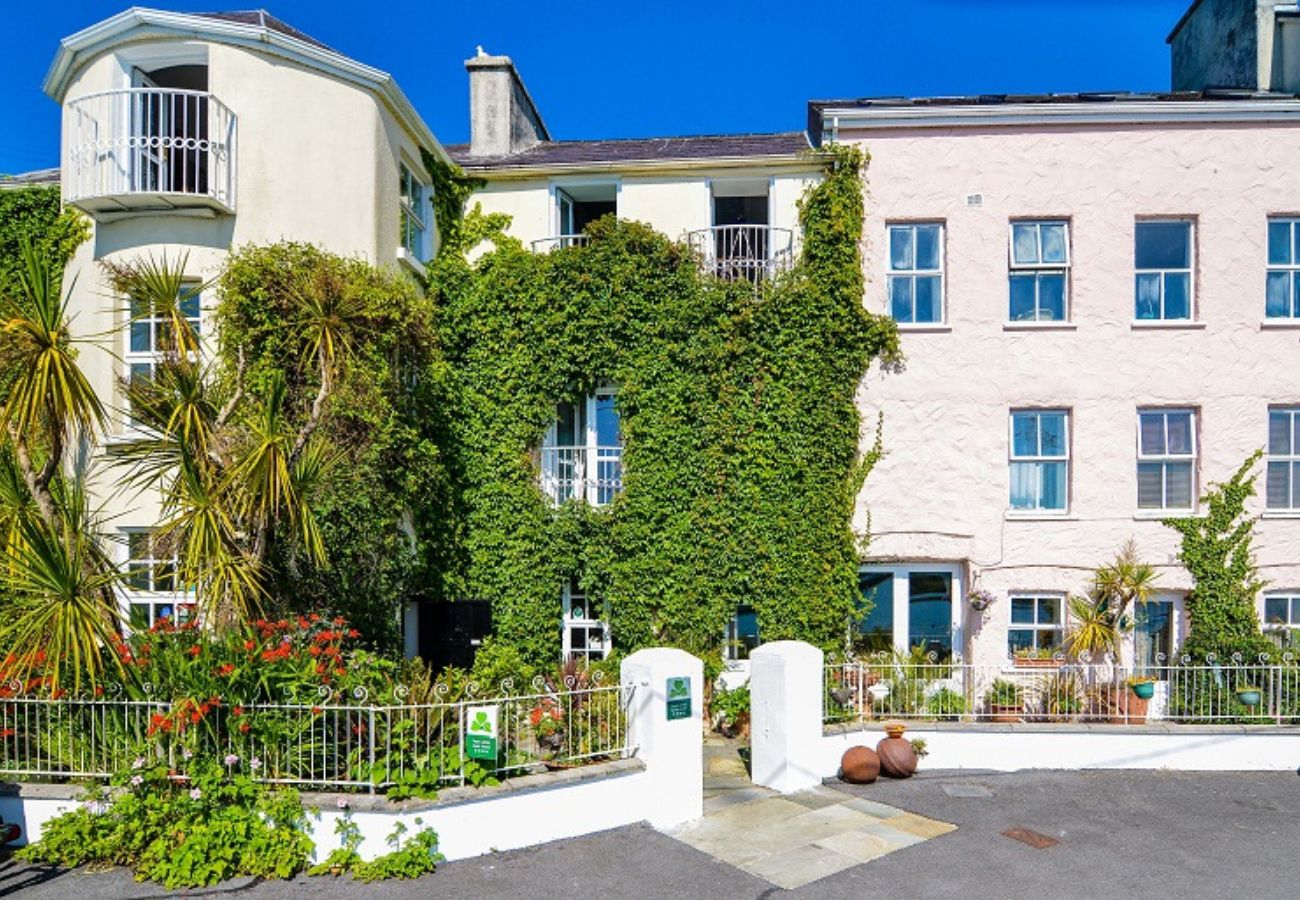 House in Clifden - The Quay House, Clifden’s oldest building