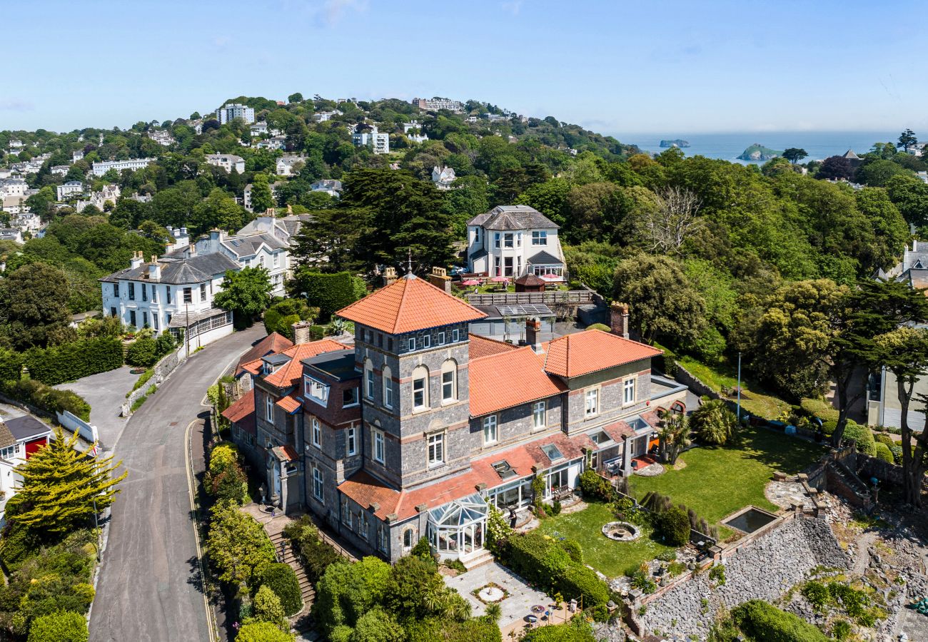 House in Torquay - Vane Tower- Historic retreat with Panoramic Sea Views