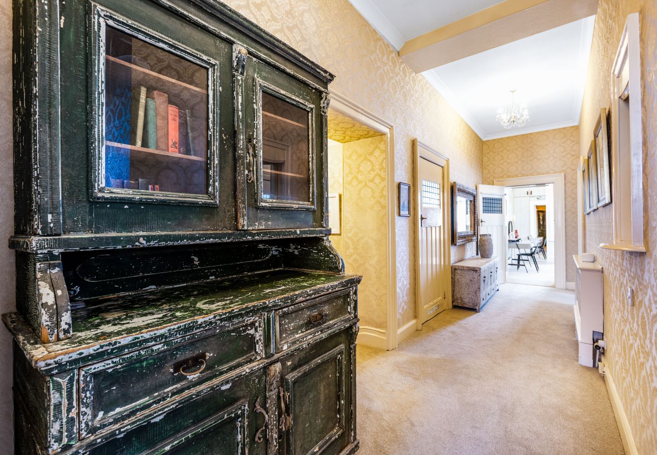 House in Torquay - Vane Tower- Historic retreat with Panoramic Sea Views