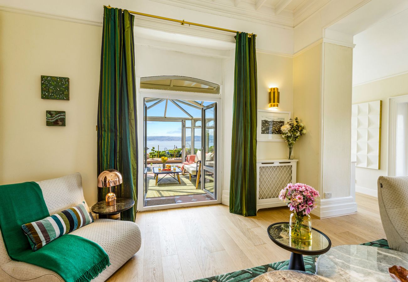 House in Torquay - Vane Tower- Historic retreat with Panoramic Sea Views