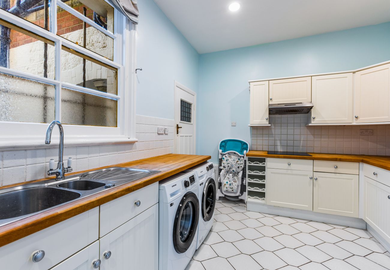 House in Torquay - Vane Tower- Historic retreat with Panoramic Sea Views