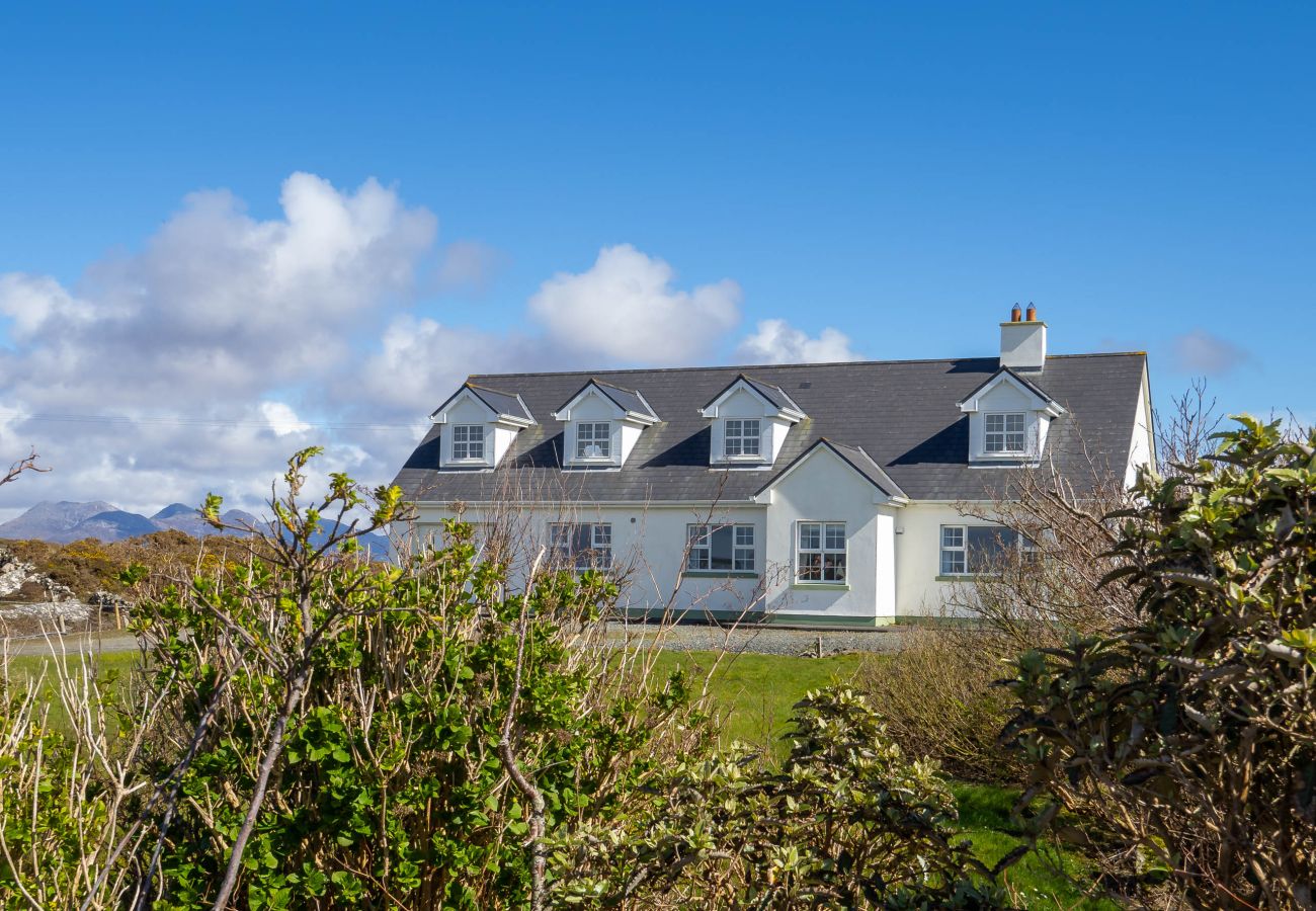 House in Ballyconneely - Annerfield House, Ballyconneely