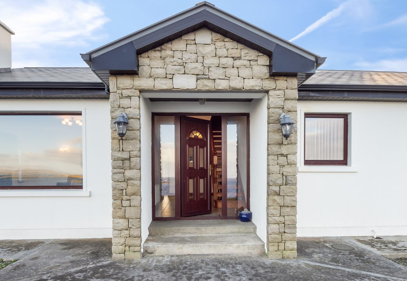 House in Renvyle - Makeelan House - Views that you will dream about