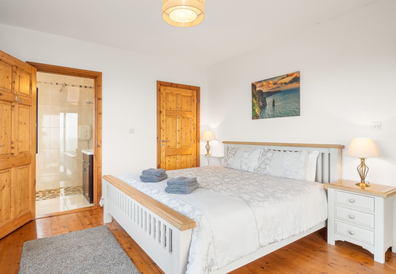 House in Renvyle - Makeelan House - Views that you will dream about