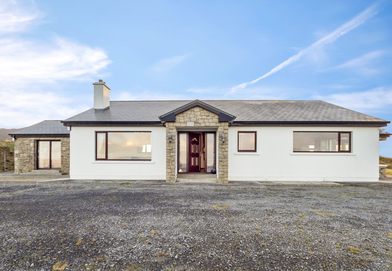 House in Renvyle - Makeelan House - Views that you will dream about