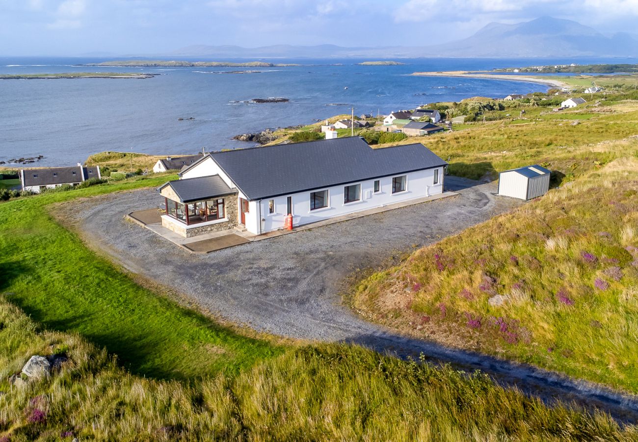 House in Renvyle - Makeelan House - Views that you will dream about