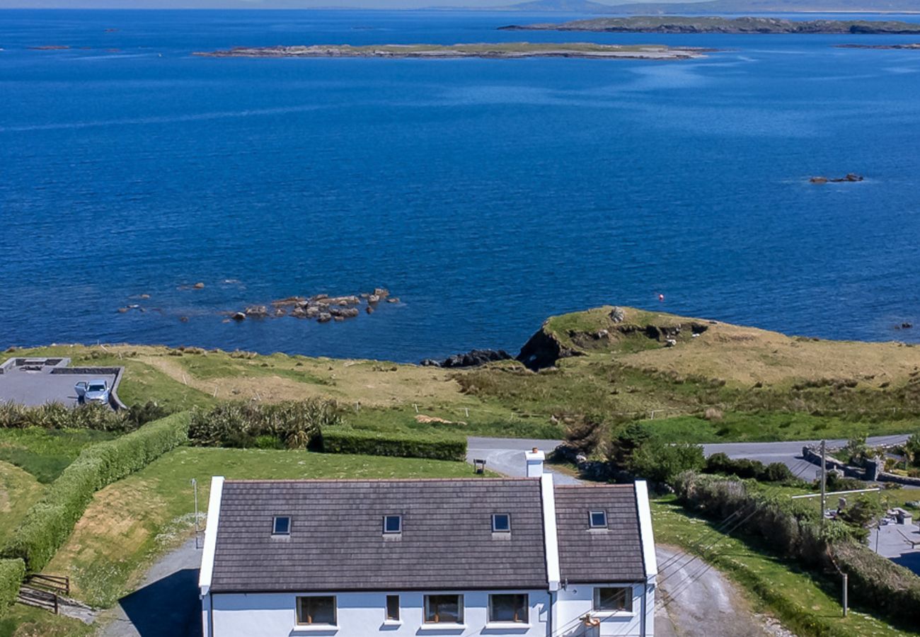 House in Renvyle - Sea For Miles memorable stay by the sea