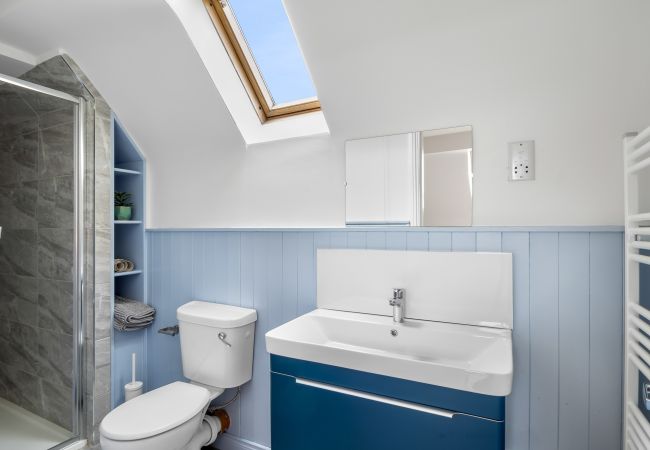 Terraced House in Clifden - E1 Station House - Newly refurbished Townhouse in Clifden Terraced House in Clifden - E1 Station House - Newly refurbished Townhouse in Clifden