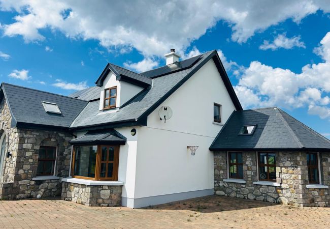 House in Rosmuck - Hawthorn House - Luxurious stay with scenic views House in Rosmuck - Hawthorn House - Luxurious stay with scenic views